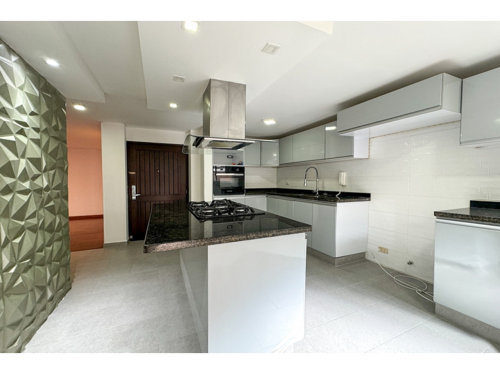Apartamento con terraza en arriendo en El Nogal - 6