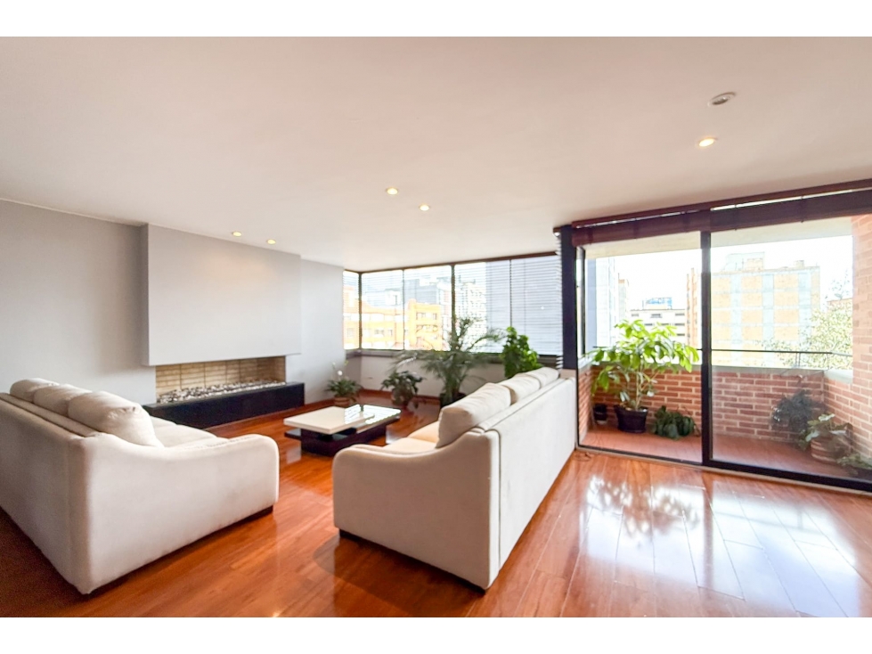 Apartamento en arriendo en Antiguo Country