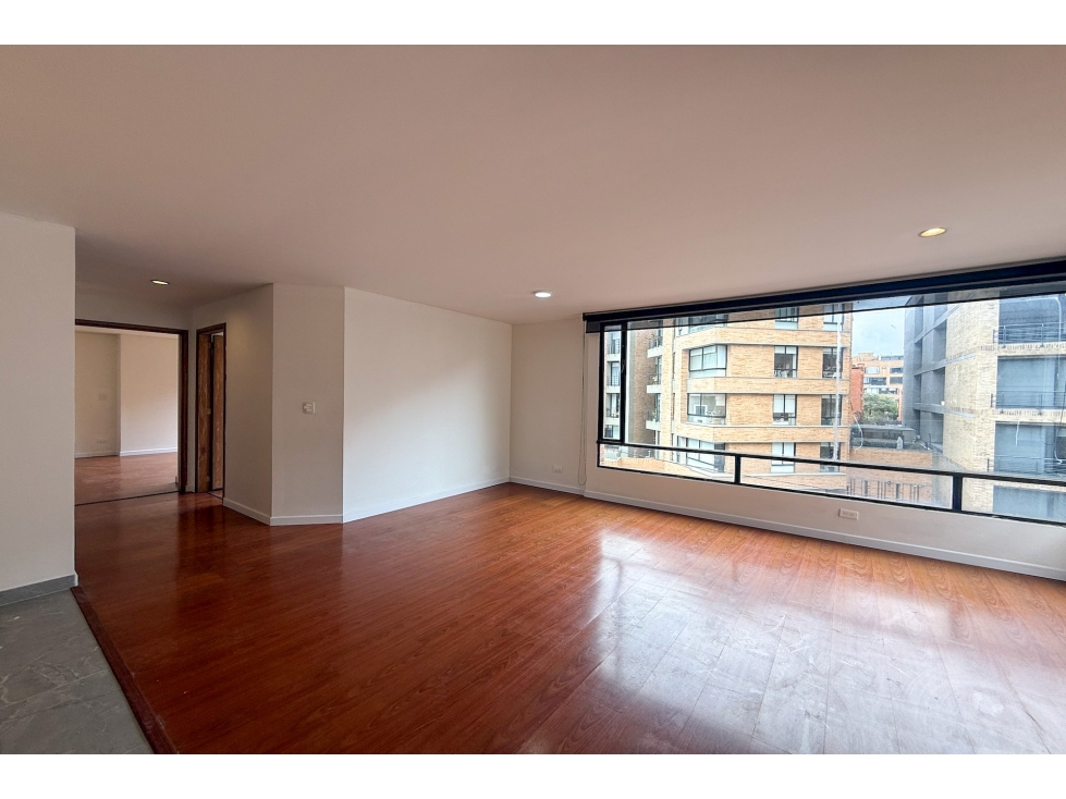Apartamento en venta o arriendo en Chicó Navarra — foto 2