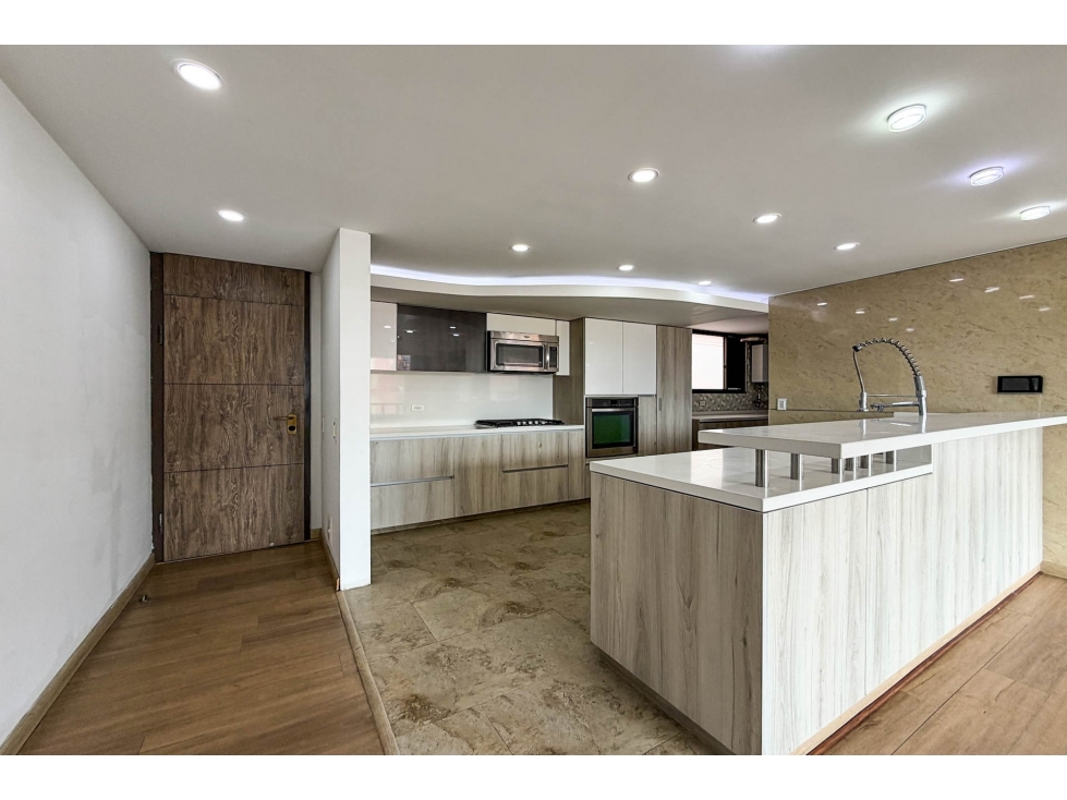 Apartamento Dúplex con terraza en venta o arriendo en El Batán — foto 4