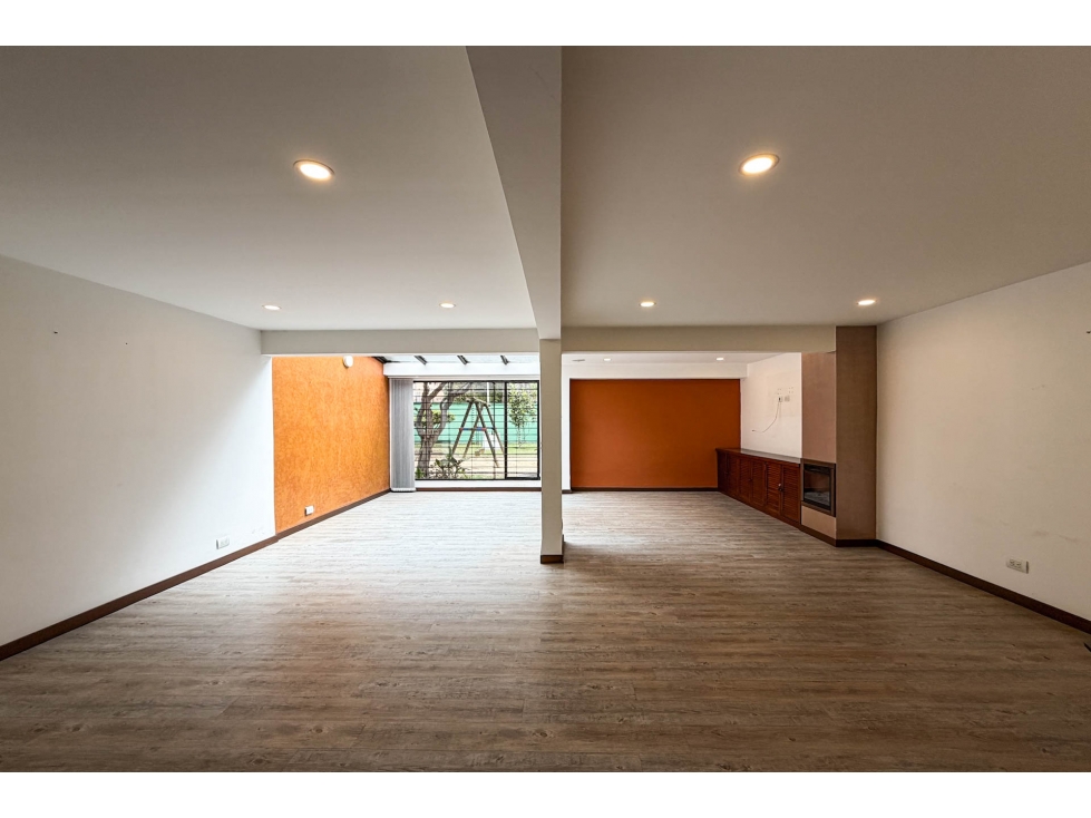 Casa Triplex en venta en Cedro Golf — foto 3