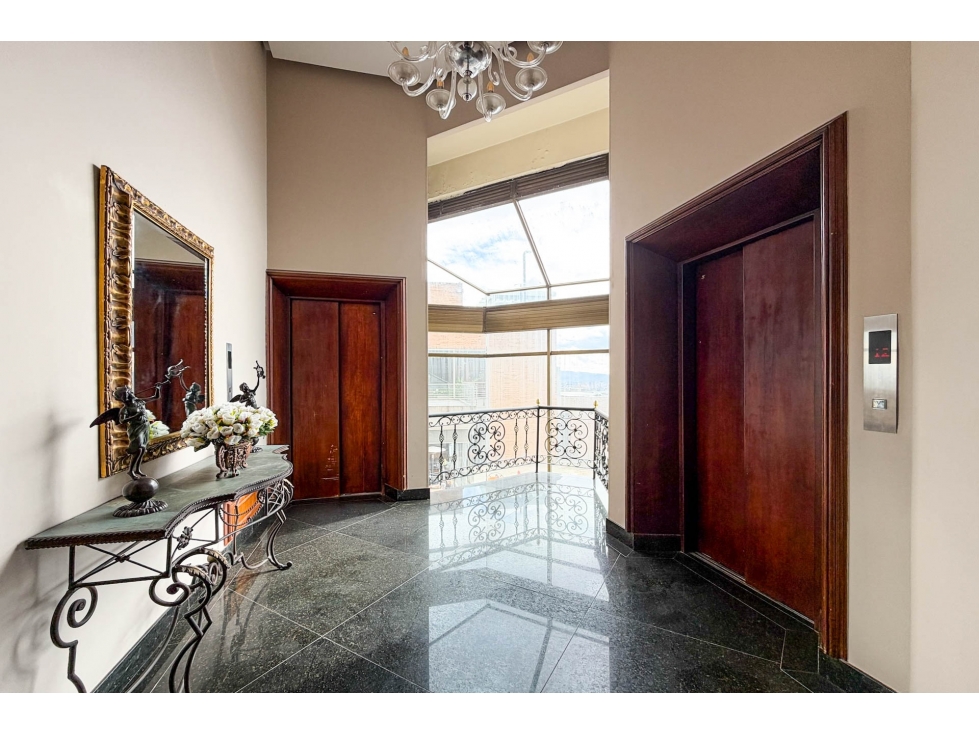 Apartamento con terrazas en venta en Los Rosales — foto 4