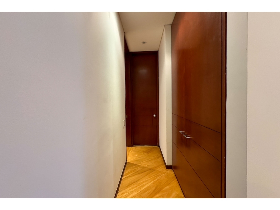 Apartamento en venta o arriendo en Chicó Reservado — foto 6