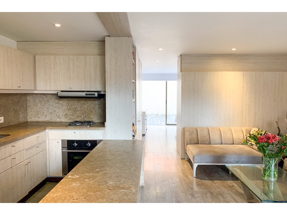 Apartamento con terraza en venta rentando en Los Rosales — foto 6
