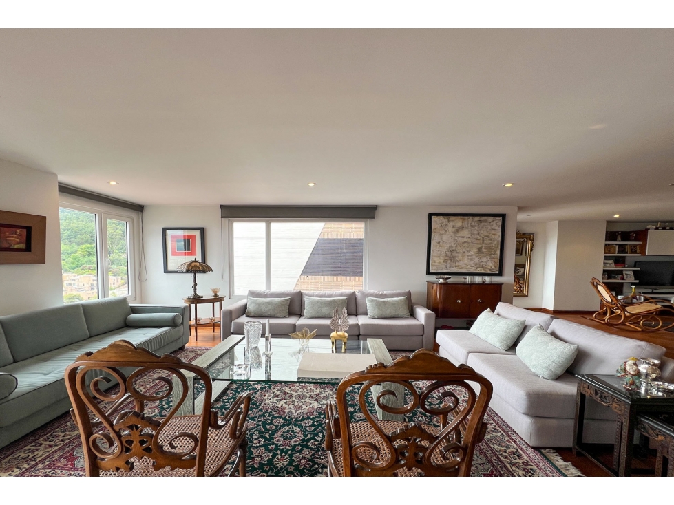 Apartamento con terraza en venta en Chicó Alto