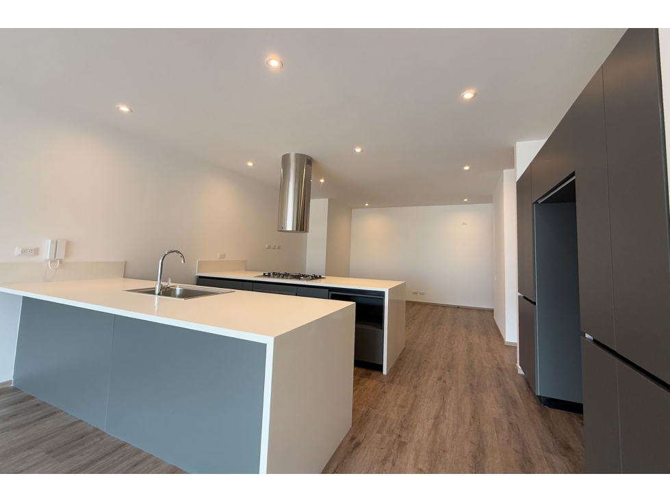 Apartamento moderno en venta o arriendo en Chicó Norte — foto 4