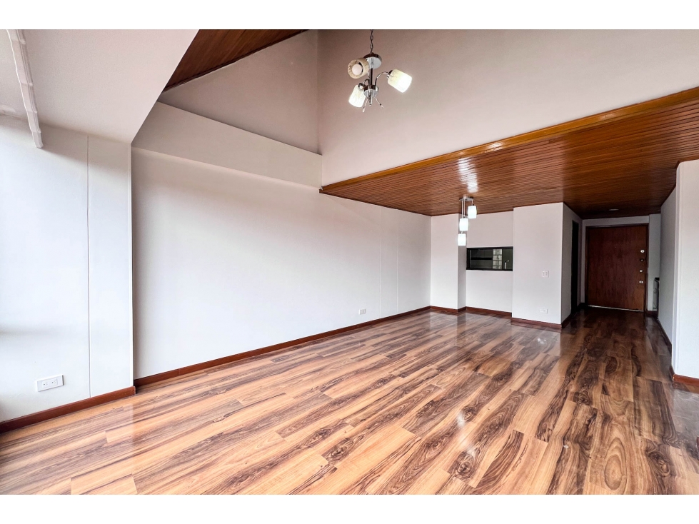 Apartamento Dúplex en venta en Santa Ana — foto 3