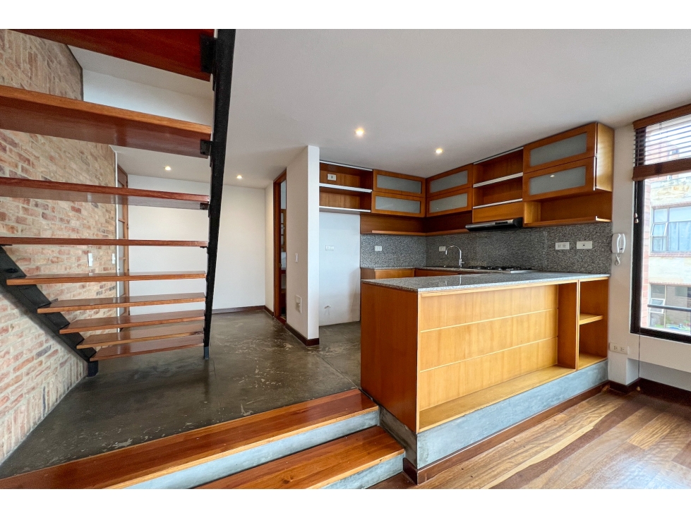Apartamento Dúplex en venta en Los Rosales — foto 2