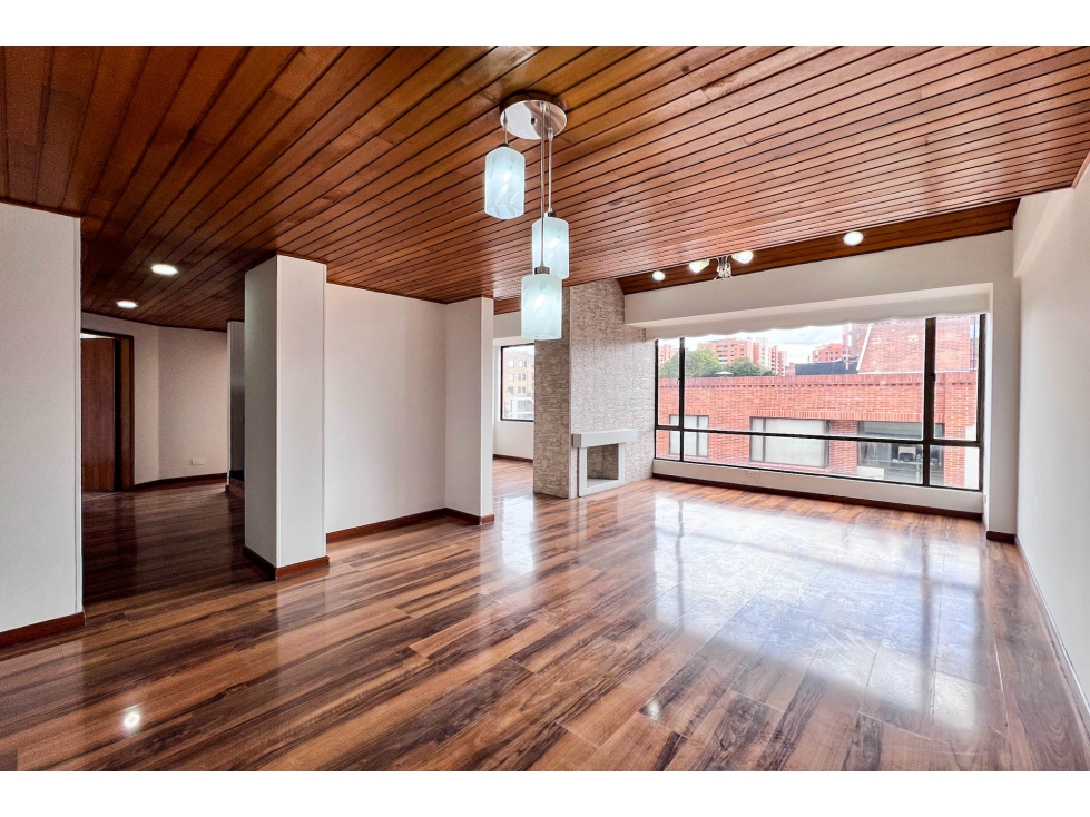 Apartamento Dúplex en venta en Santa Ana