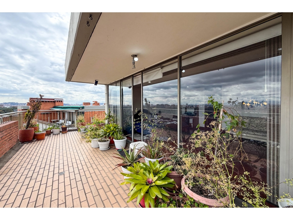 Apartamento Dúplex con terraza en venta en Alameda del Country — foto 4