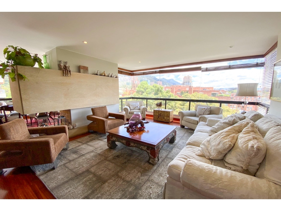 Apartamento remodelado en arriendo en Chicó — foto 2