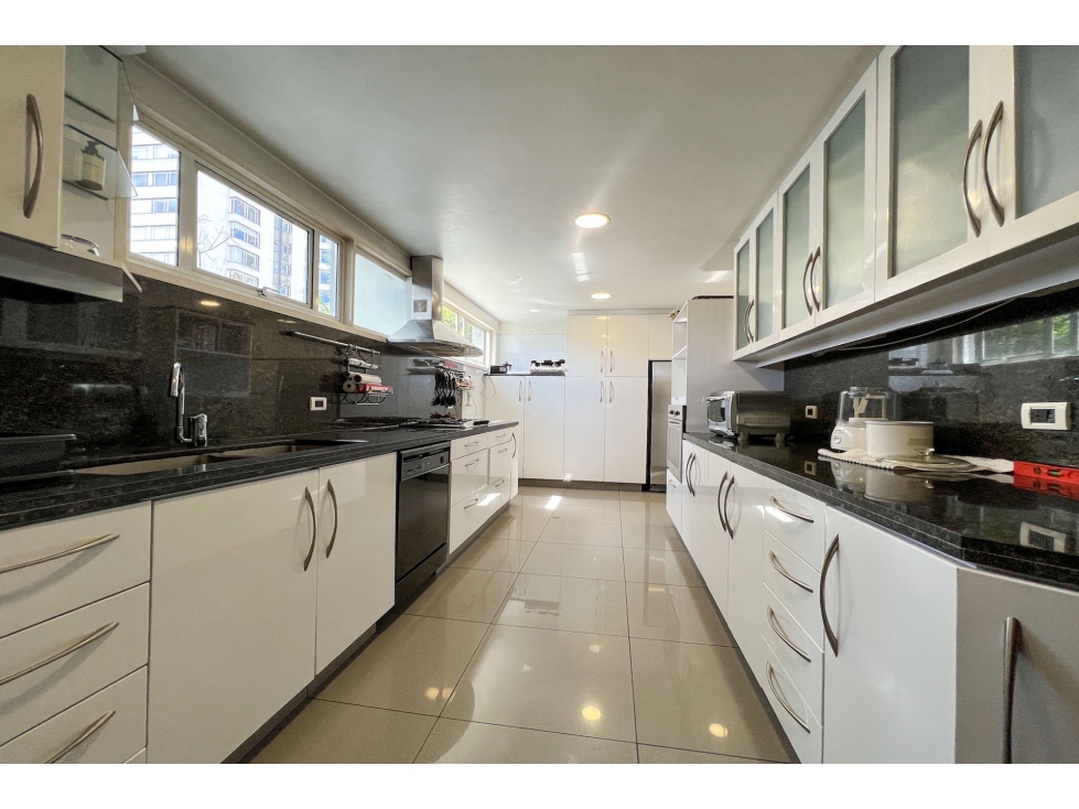 Apartamento Dúplex en arriendo en Los Rosales — foto 6