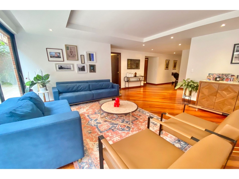 Apartamento con terraza en venta en Chicó — foto 3