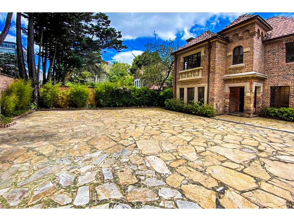 Casa Oficina en venta rentando en El Nogal — foto 3