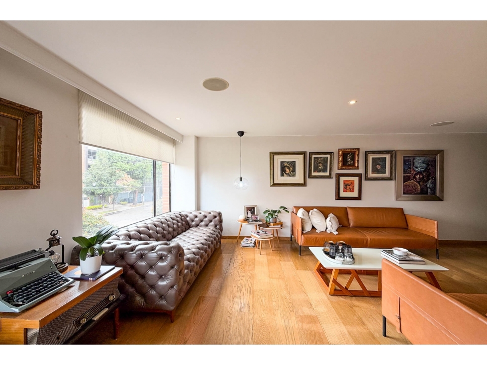 Apartamento con terraza en venta en Santa Bibiana