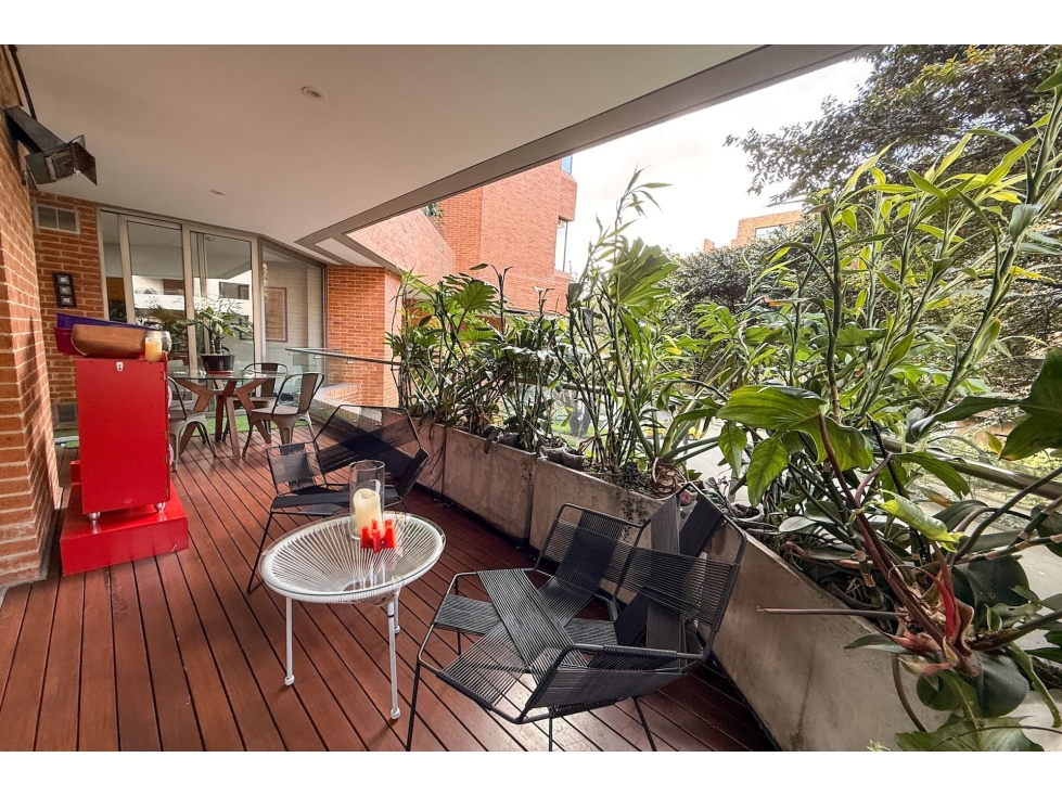 Apartamento con terraza en venta en La Cabrera — foto 6