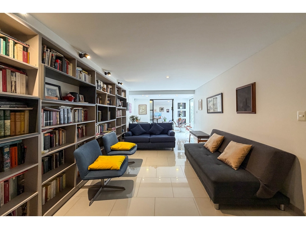 Apartamento con terraza en venta en Chicó