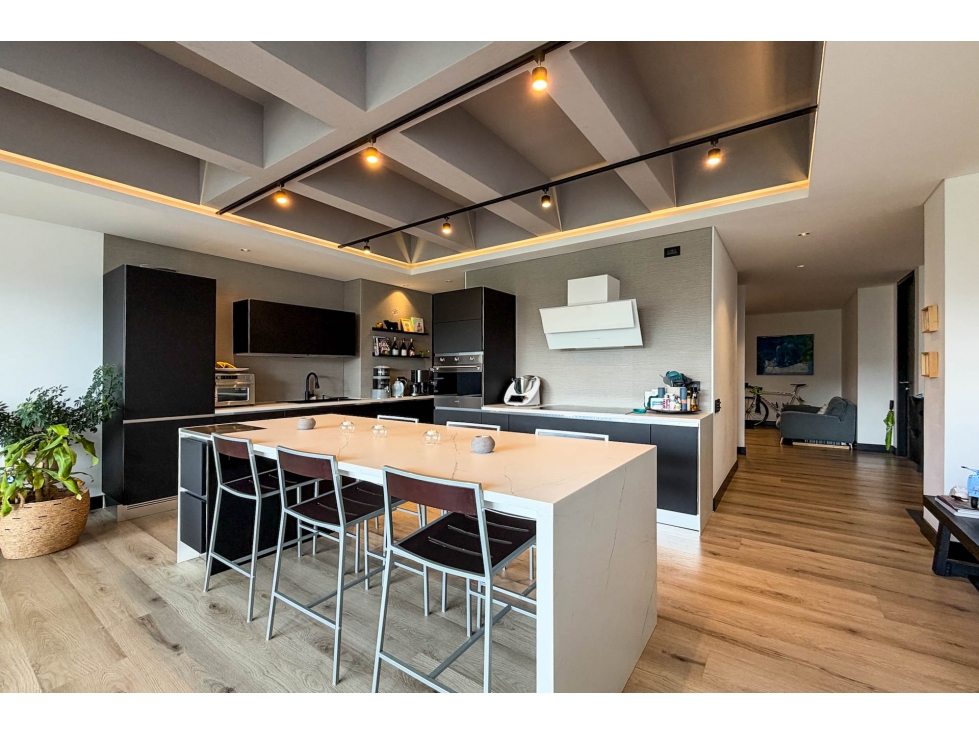 Apartamento moderno en arriendo en Antiguo Country — foto 4