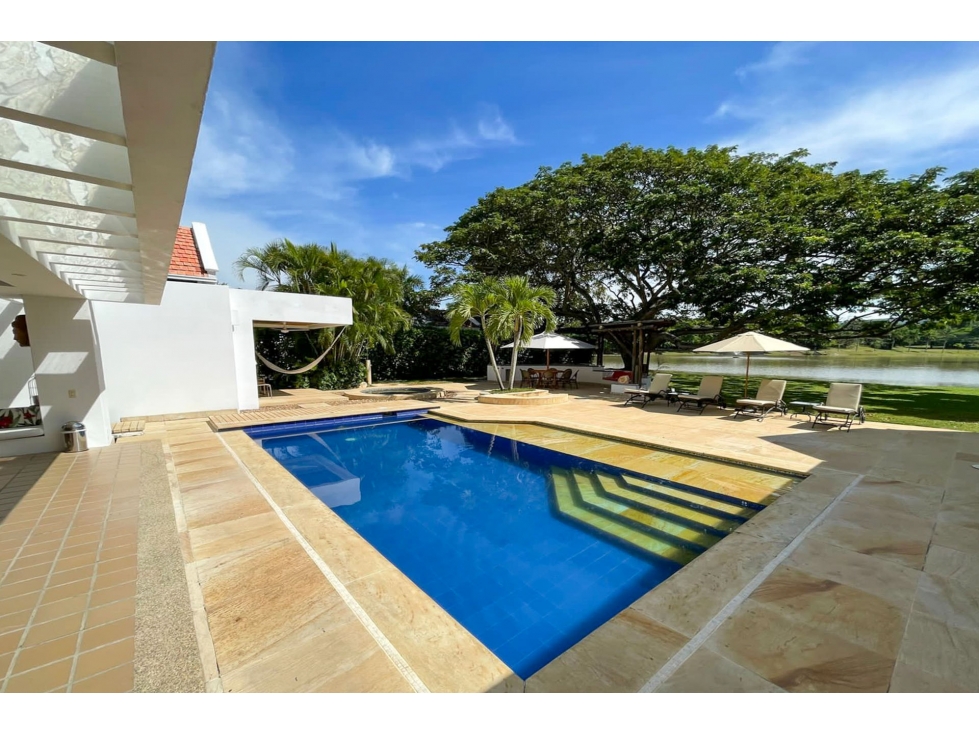 Casa Finca en venta en conjunto Piñalisa - Girardot