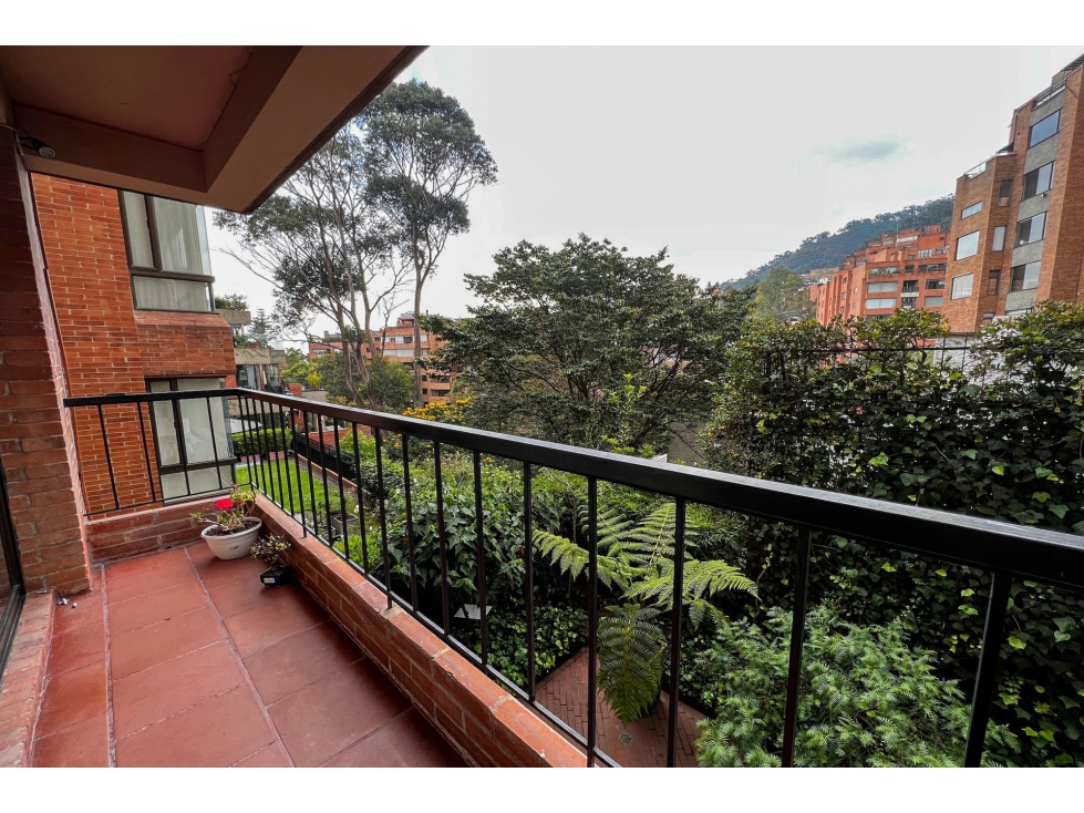 Apartamento en venta en Los Rosales — foto 2