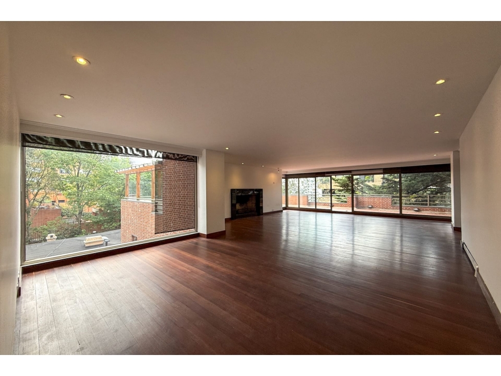 Apartamento Penthouse Dúplex con terraza en venta en El Retiro