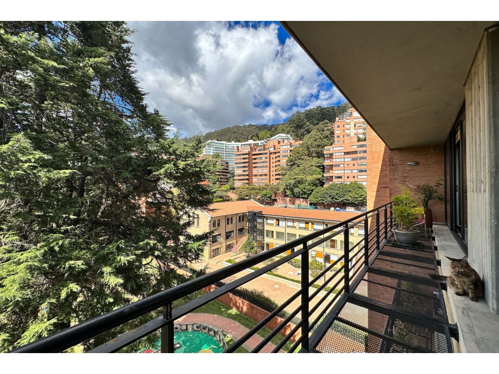 Apartamento Triplex con terraza en venta en Rosales — foto 6