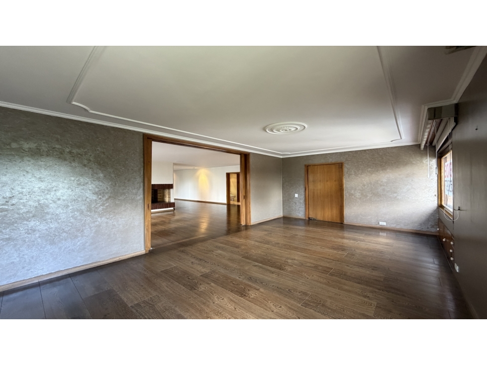 Apartamento para REMODELAR en venta con Terraza en Los Rosales — foto 6
