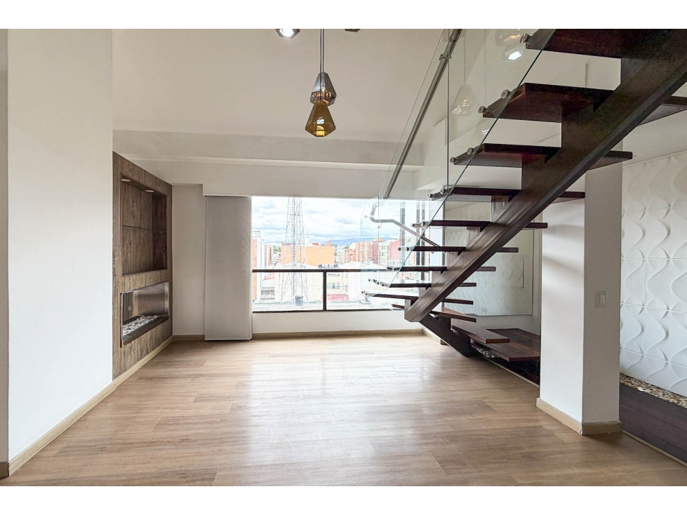 Apartamento Dúplex con terraza en venta o arriendo en El Batán — foto 3