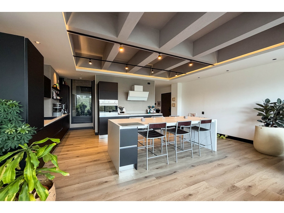 Apartamento moderno en arriendo en Antiguo Country — foto 3