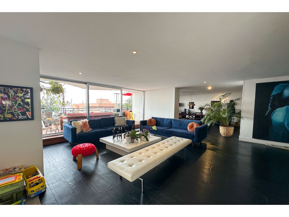 Apartamento Dúplex con terrazas en venta en Los Rosales — foto 4