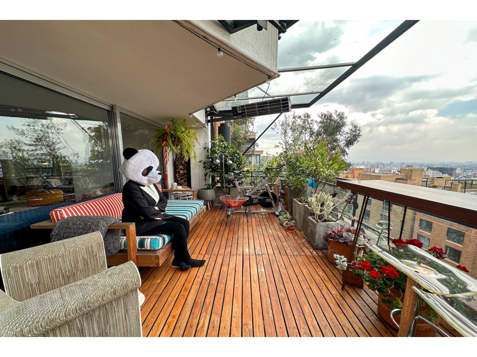 Apartamento Dúplex con terrazas en venta en Los Rosales