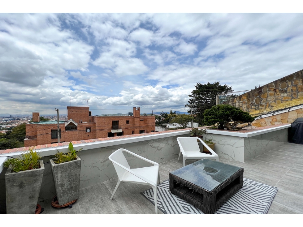 Apartamento Dúplex con terraza en venta en Santa Ana — foto 3