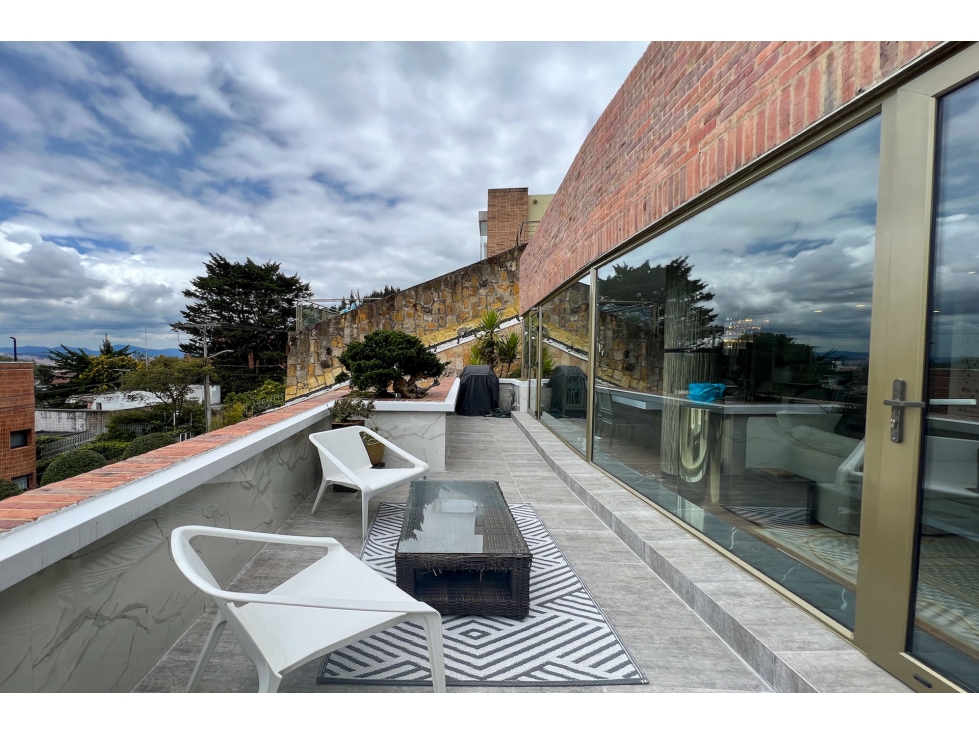 Apartamento Dúplex con terraza en venta en Santa Ana — foto 2
