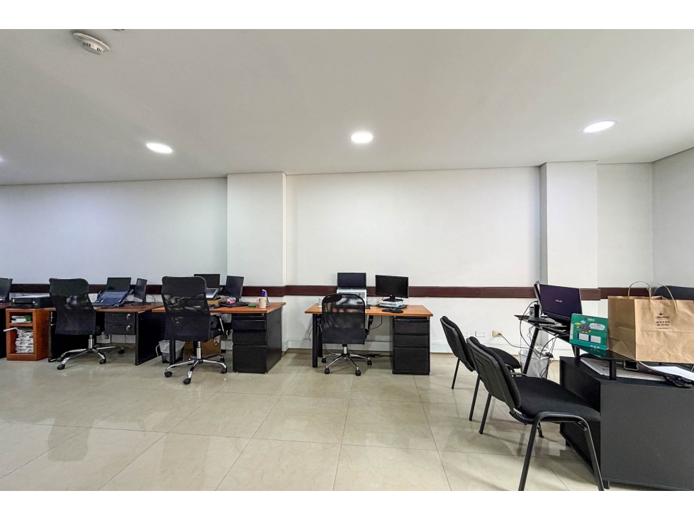 Oficina en venta o arriendo en Antiguo Country — foto 4