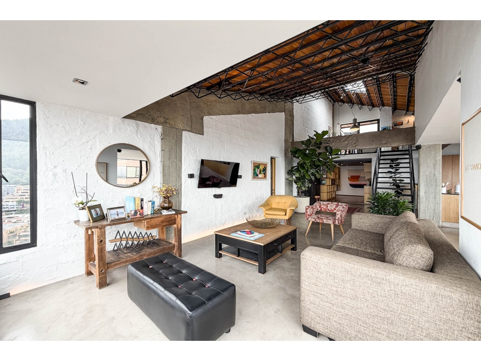Apartamento Dúplex con terraza en venta en El Refugio