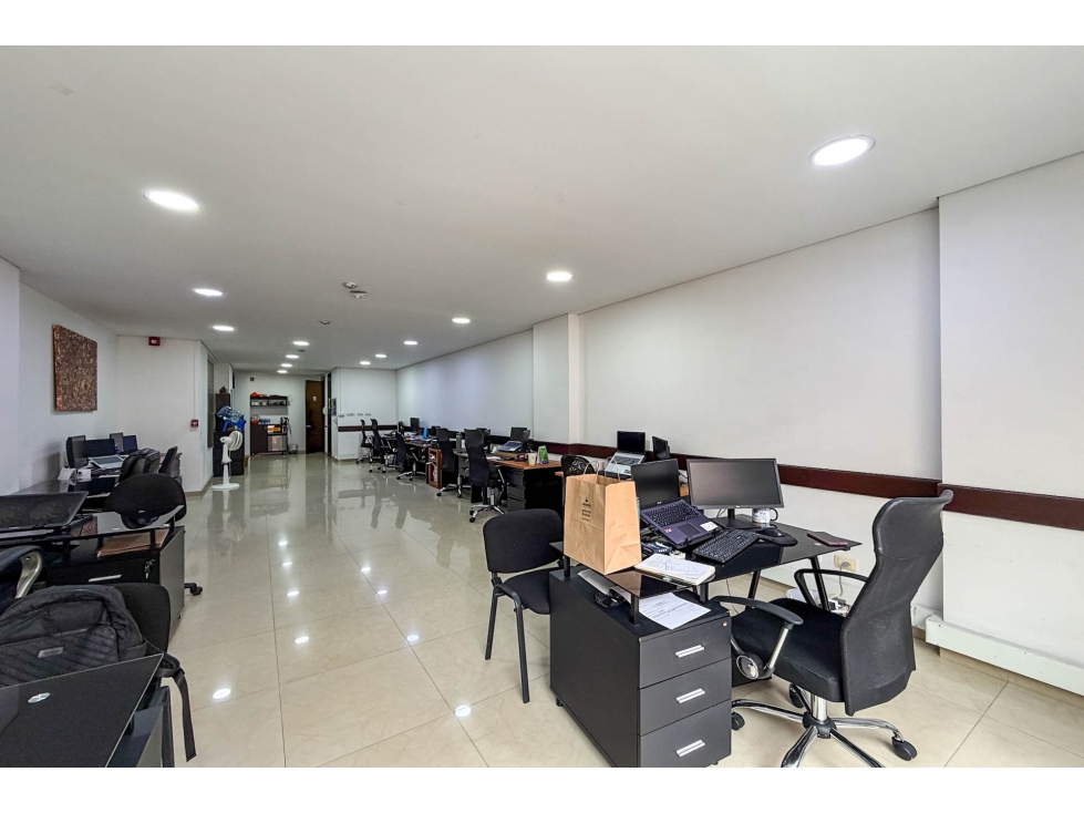 Oficina en venta o arriendo en Antiguo Country — foto 5