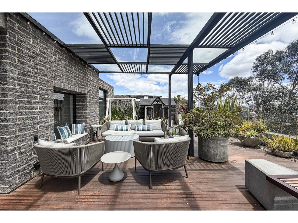 Penthouse Dúplex con terraza en venta o arriendo en Los Rosales — foto 4