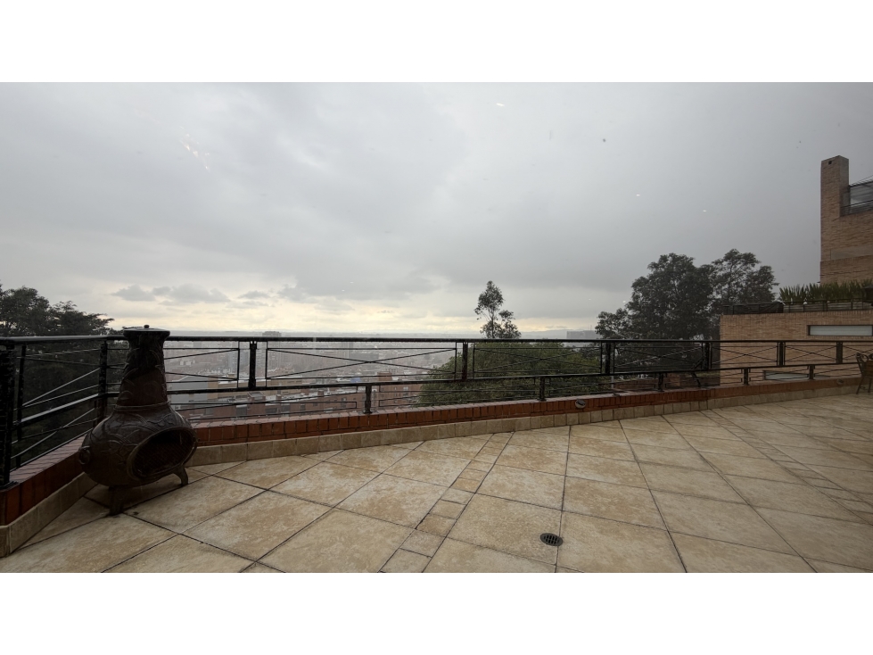 Apartamento con Terraza en venta en Los Rosales — foto 3