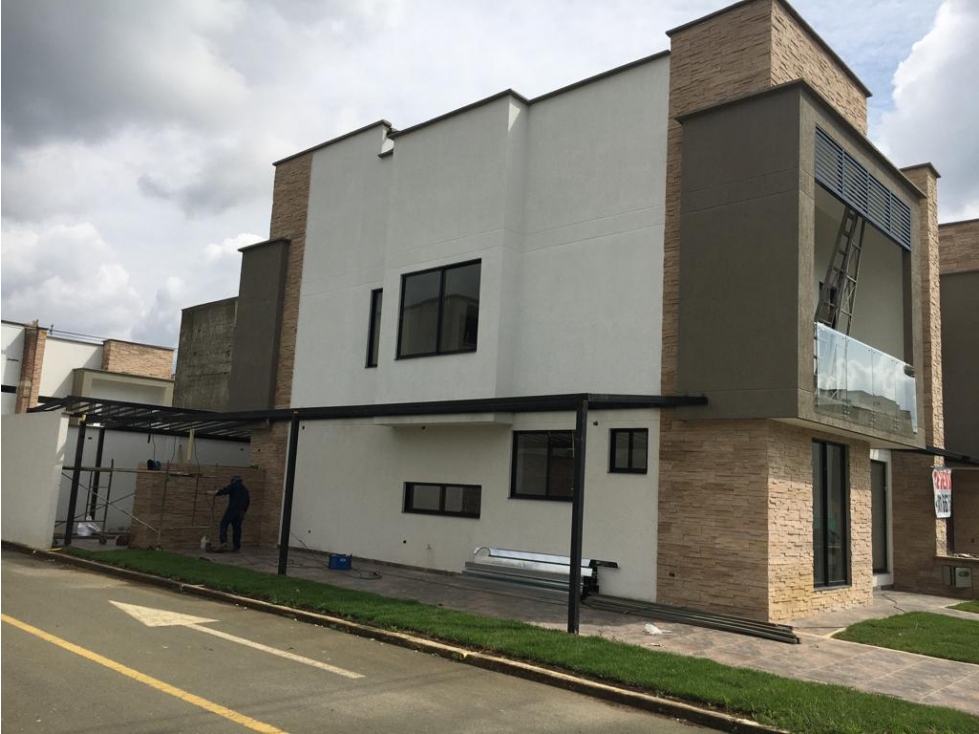 VENTA CASA EN CONJUNTO MANANTIAL DE LAS MERCEDES JAMUNDI — foto 3
