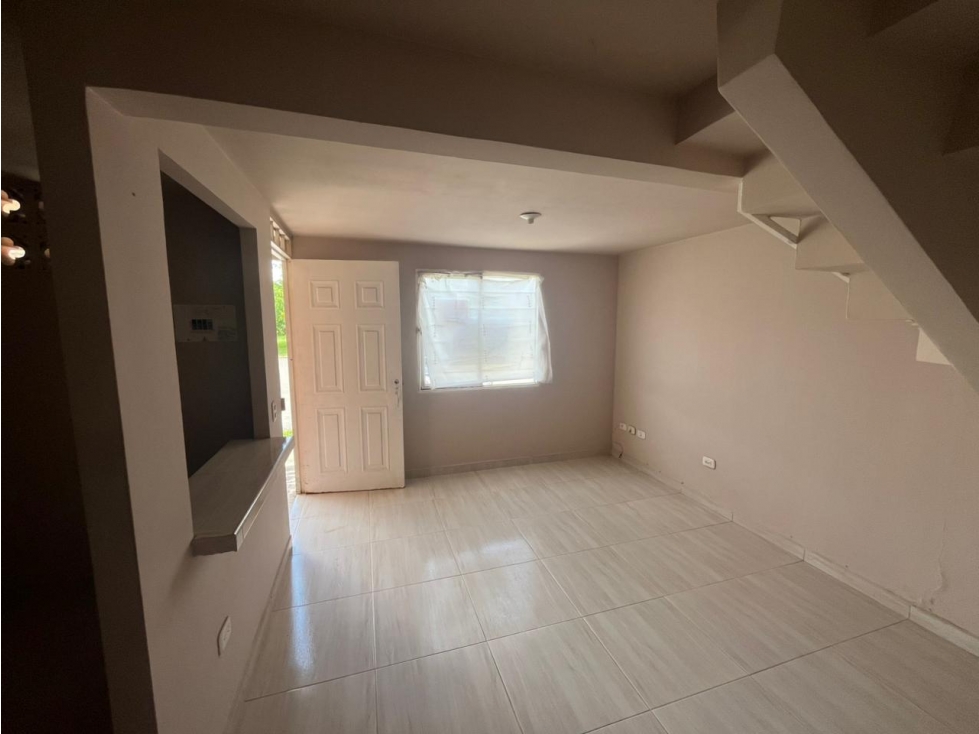 VENTA CASA ESQUINERA TERRANOVA PRIMERA ETAPA — foto 3