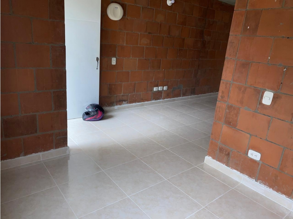 VENTA CASA EN ROSALES CIUDADELA LAS FLORES JAMUNDI — foto 2