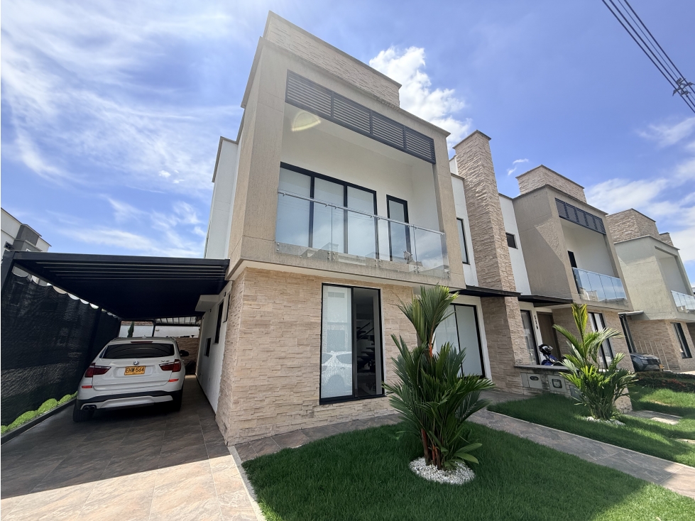 VENTA CASA EN CONJUNTO MANANTIAL DE LAS MERCEDES JAMUNDI