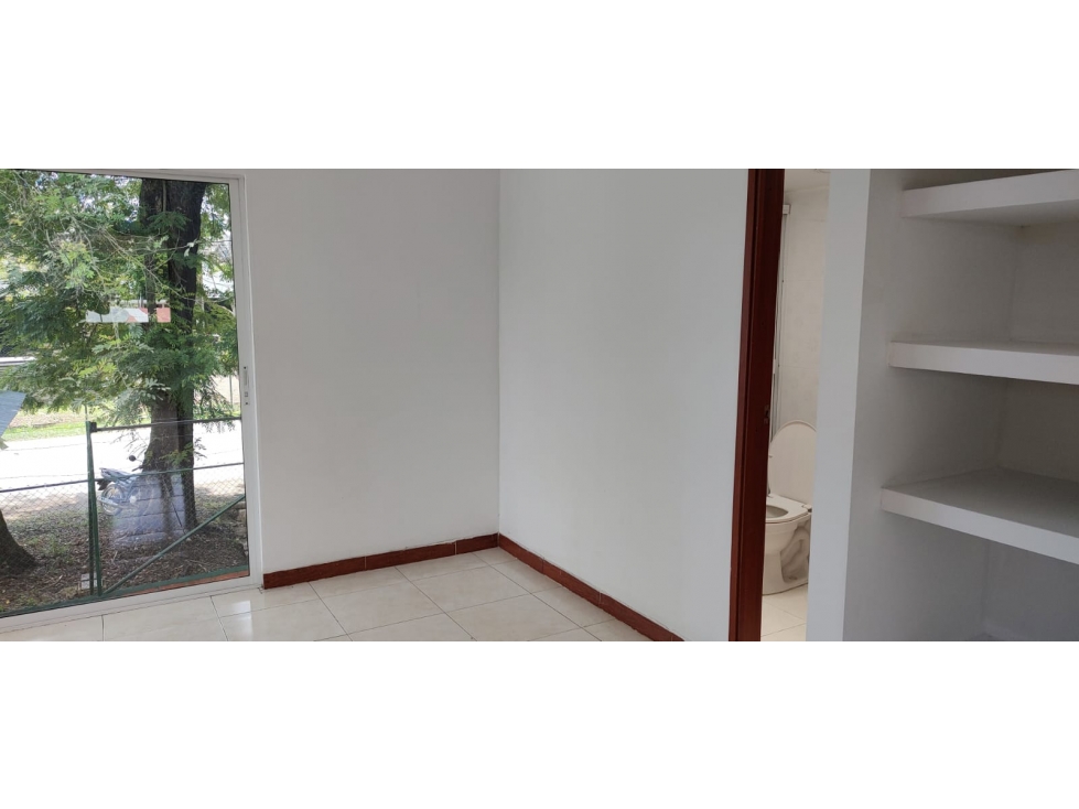 ARRIENDO CASA CON 2 BODEGAS Y 2 KIOSCOS Y LOTE, POTRERITO, JAMUNDI - 5
