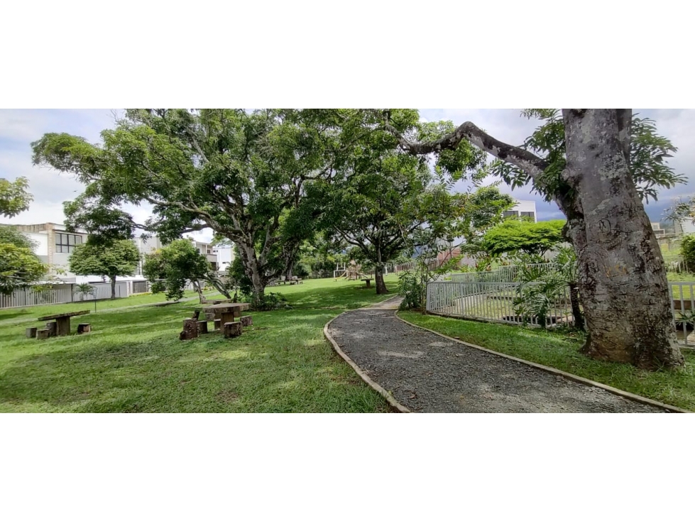 VENTA LOTE CONDOMINIO CAMPESTRE MANANTIAL DE LAS MERCEDES - 4