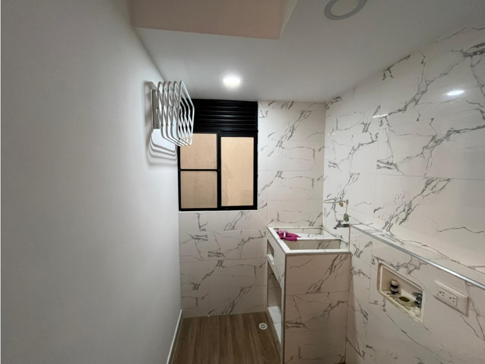 SE ARRIENDA APARTAMENTO , PARQUE NATURA, PINARES. — foto 6