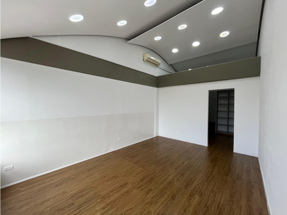 VENTA OFICINA CC ALFAGUARA OPORTUNIDAD JAMUNDI - 2