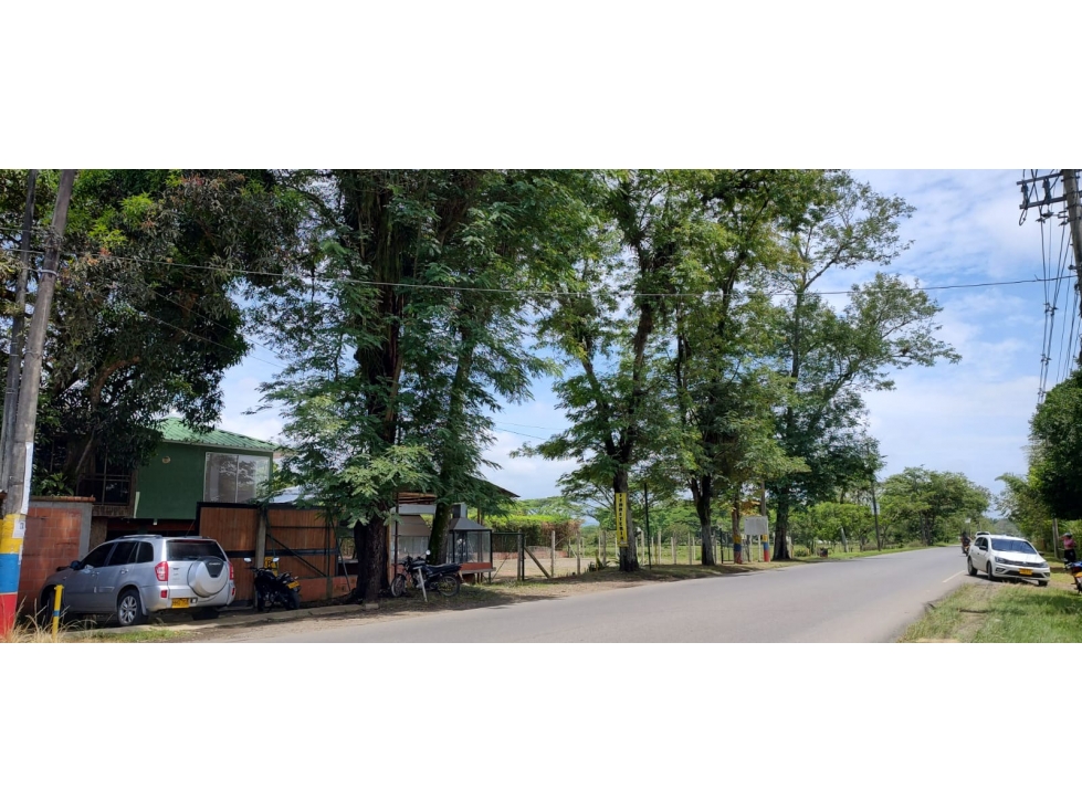 ARRIENDO CASA CON 2 BODEGAS Y 2 KIOSCOS Y LOTE, POTRERITO, JAMUNDI - 3