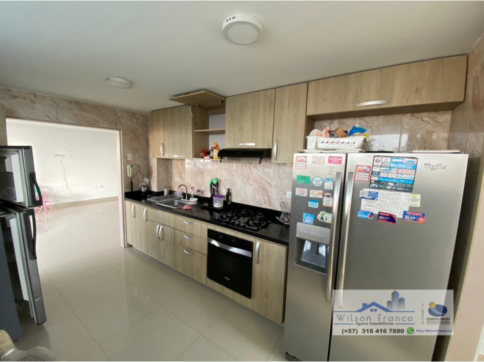Apartamento En Venta, Con Vista A La Bahía, Manga Cartagena — foto 3