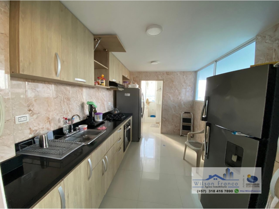 Apartamento En Venta, Con Vista A La Bahía, Manga Cartagena — foto 4