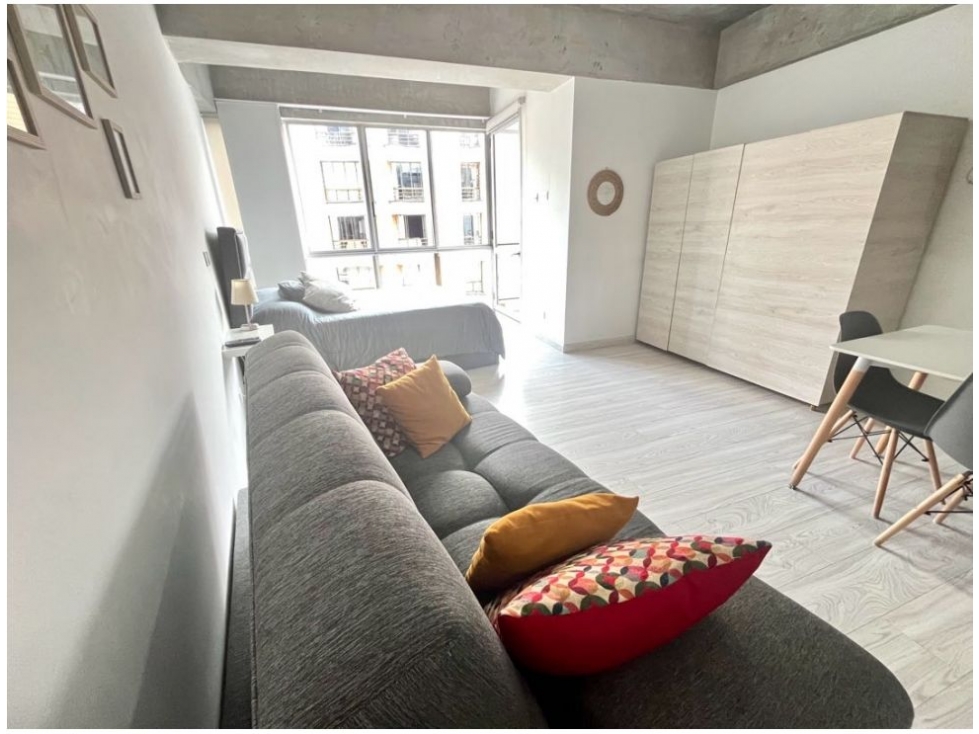 SE VENDE APARTAESTUDIO PARA USO TURISTICO EN LA CASTELLANA Amoblado — foto 2